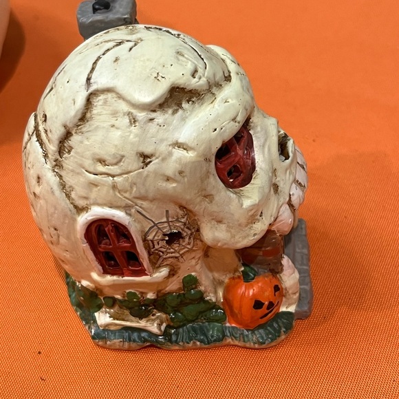 Halloween Skull and Pumpkin Decor set - Picture 7 of 16